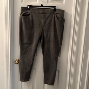 EVERI PULL ON JEANS